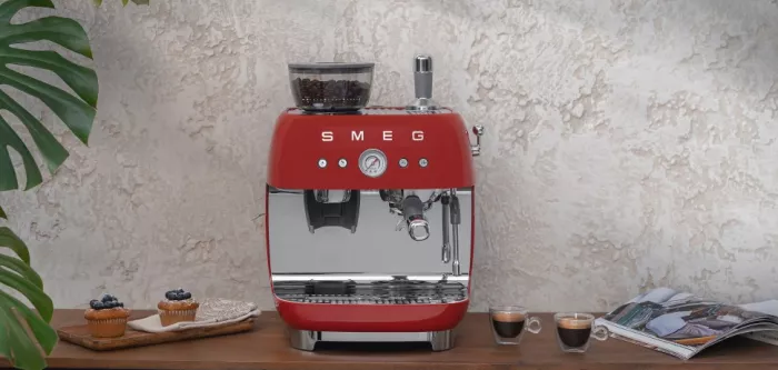 Smeg анонсировал кофеварки с возможностью управления через мобильное приложение