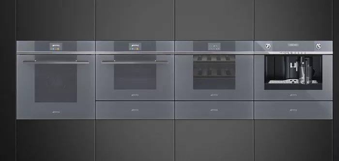 Smeg представил компактные подогреватели посуды для малогабаритных кухонь