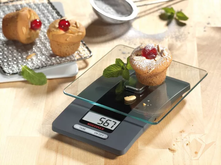 Smeg выпустил компактные складные кухонные весы для небольших кухонь Smeg выпустил компактные складные кухонные весы для небольших кухонь