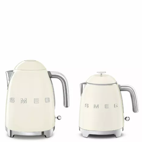 Электрический чайник мини SMEG KLF05CREU