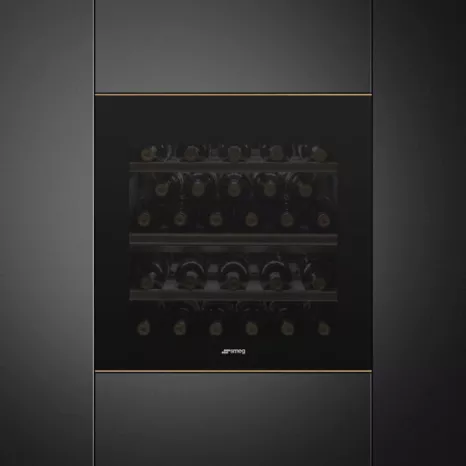 Холодильный шкаф для вина встраиваемый Smeg CVI629NR3