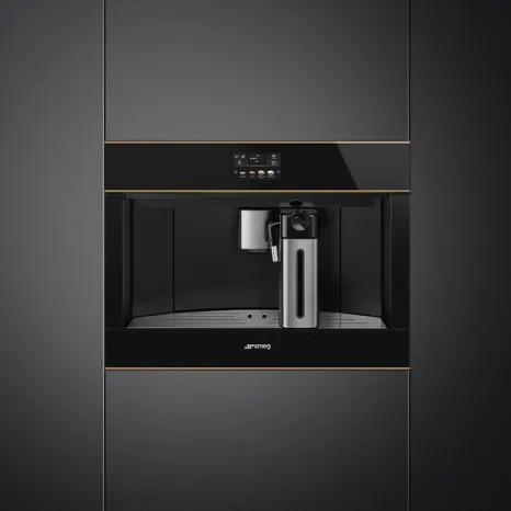 Встраиваемая автоматическая кофемашина SMEG CMS4604NRRU